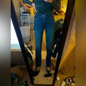 Abercrombie & Fitch Dark Color 90’s Straight Ultra High Rise Jeans 25/0/L